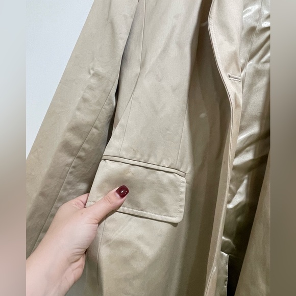 Used Banana Republic Coat - Size Large - Picture 3 of 12